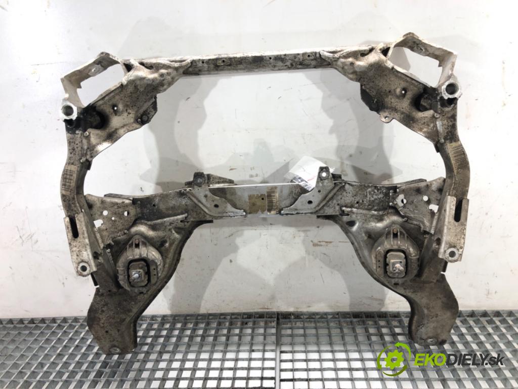 BMW 1 (E87) 2003 - 2013    116 i 85 kW [115 KM] benzyna 2004 - 2011  výztuha pod motor  (Výztuhy přední)