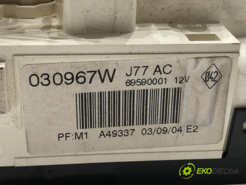 RENAULT MODUS / GRAND MODUS (F/JP0_) 2004 - 2022    1.2 (JP0C, JP0K, FP0C, FP0K, FP0P, JP0P, JP0T) 55 kW [75 KM] benzyna 2004 - 2022  Panel ovládania kúrenia 030967W (Prepínače, spínače, tlačidlá a ovládače kúrenia)