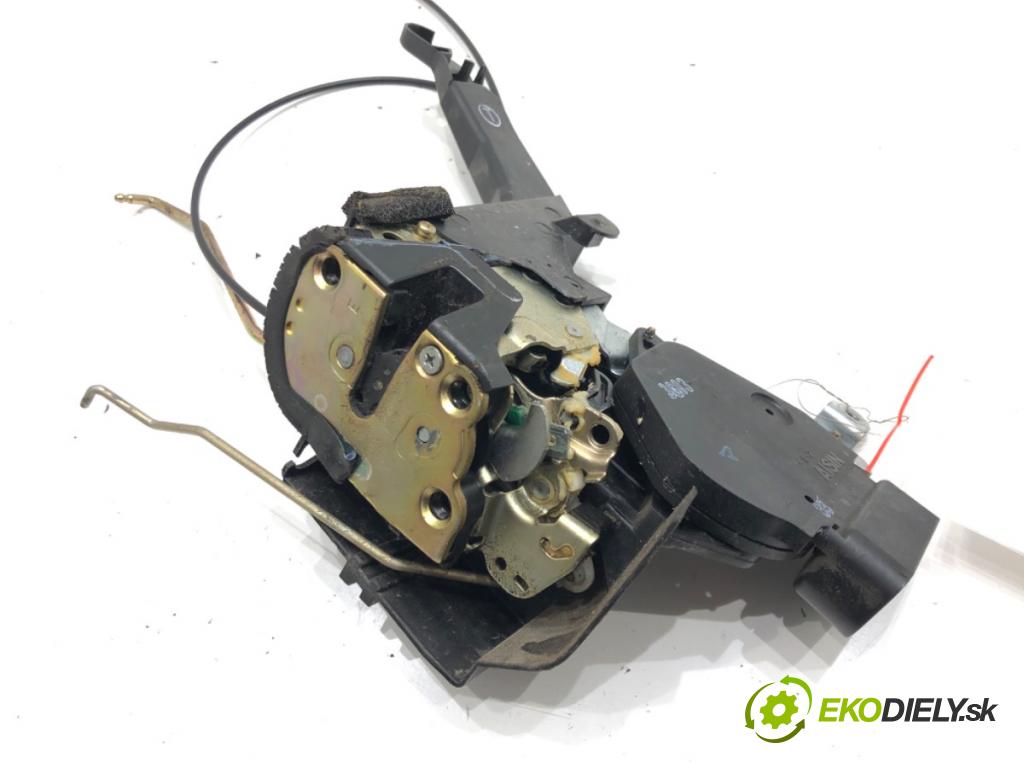 TOYOTA RAV 4 II (_A2_) 2000 - 2005    2.0 D 4WD (CLA20_, CLA21_) 85 kW [116 KM] olej napędowy 2001 - 2005  zámok dveře levý přední část