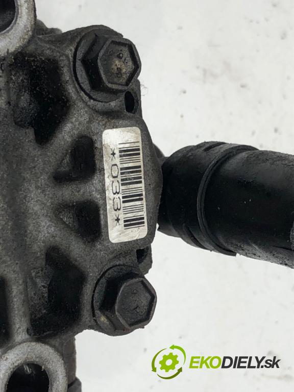 TOYOTA RAV 4 II (_A2_) 2000 - 2005    2.0 D 4WD (CLA20_, CLA21_) 85 kW [116 KM] olej napędowy 2001 - 2005  Pumpa servočerpadlo  (Servočerpadlá, pumpy riadenia)