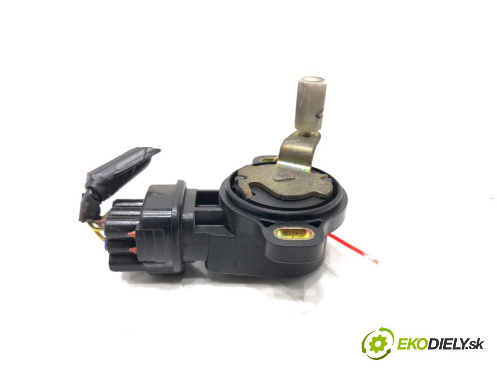 TOYOTA RAV 4 II (_A2_) 2000 - 2005    2.0 D 4WD (CLA20_, CLA21_) 85 kW [116 KM] olej napędowy 2001 - 2005  Potenciometer plynu 89281-33010 (Pedále)