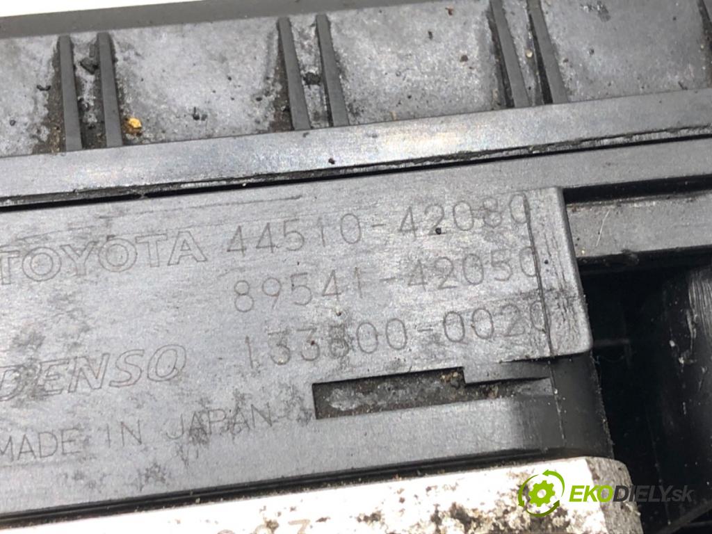 TOYOTA RAV 4 II (_A2_) 2000 - 2005    2.0 D 4WD (CLA20_, CLA21_) 85 kW [116 KM] olej napędowy 2001 - 2005  Pumpa ABS 44510-42080 (Pumpy ABS)