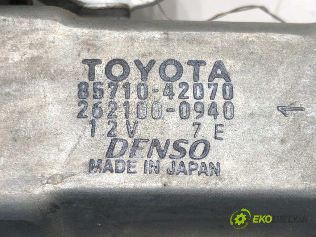 TOYOTA RAV 4 II (_A2_) 2000 - 2005    2.0 D 4WD (CLA20_, CLA21_) 85 kW [116 KM] olej napędowy 2001 - 2005  mechanismus okna pravý přední část 85710-42070