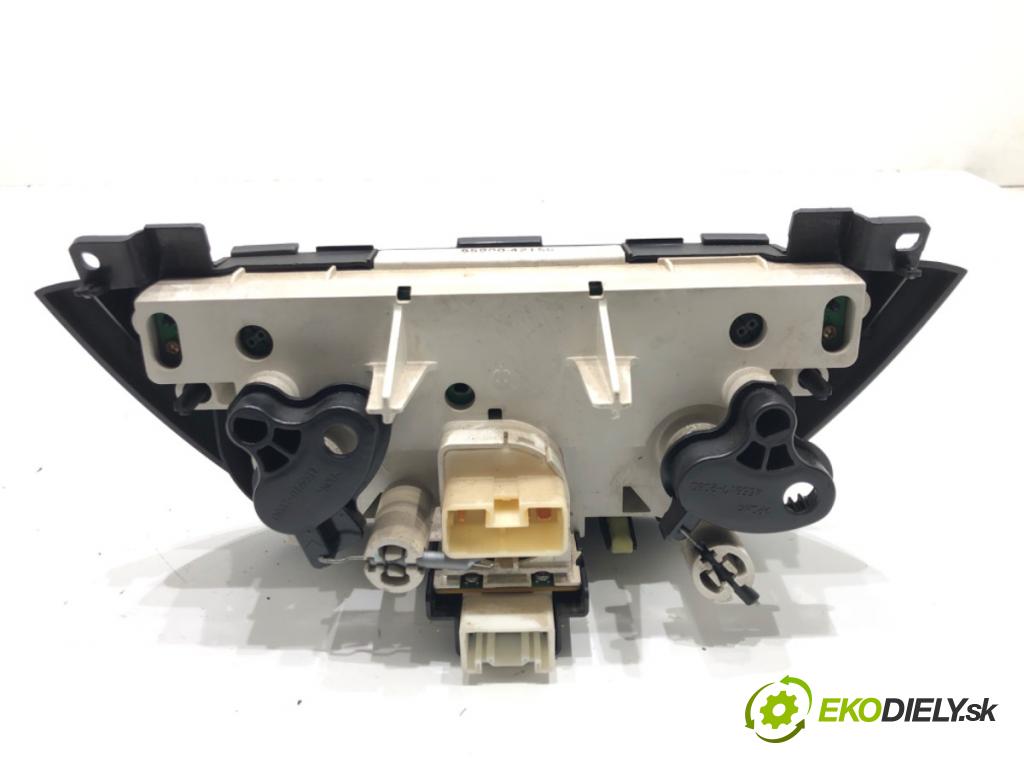 TOYOTA RAV 4 II (_A2_) 2000 - 2005    2.0 D 4WD (CLA20_, CLA21_) 85 kW [116 KM] olej napędowy 2001 - 2005  Panel ovládania kúrenia 55900-42150 (Prepínače, spínače, tlačidlá a ovládače kúrenia)