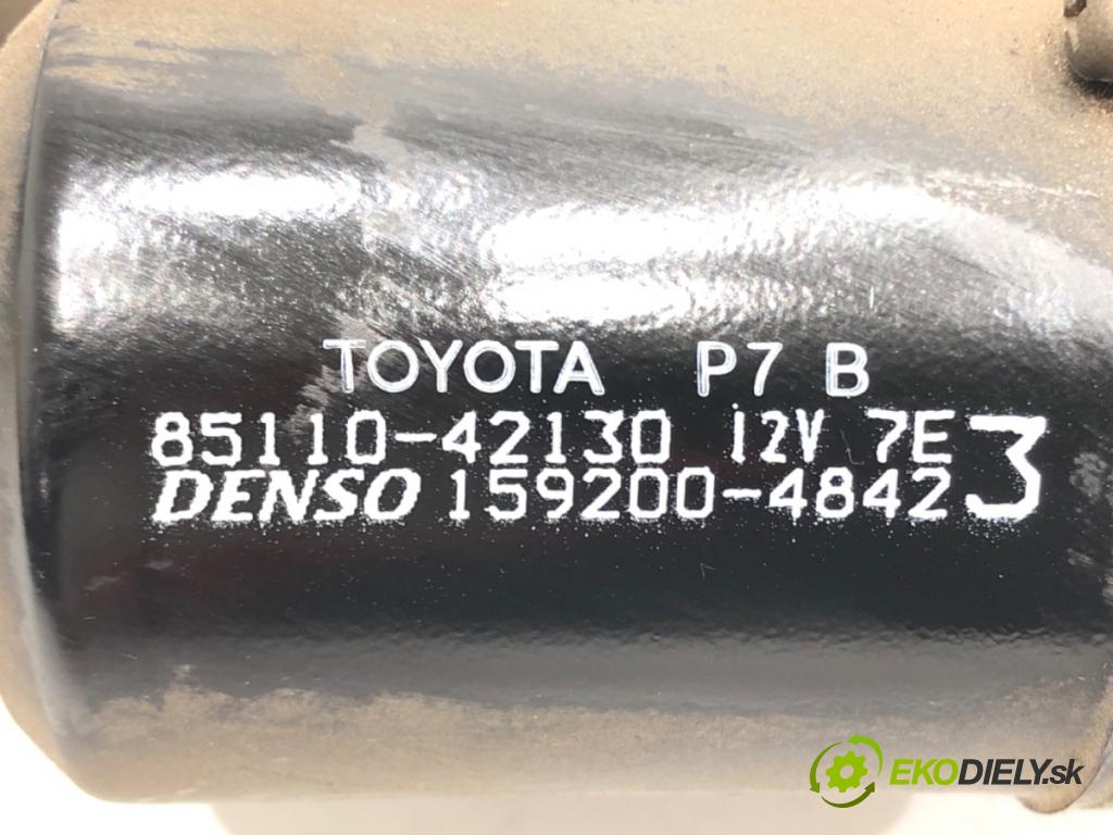 TOYOTA RAV 4 II (_A2_) 2000 - 2005    2.0 D 4WD (CLA20_, CLA21_) 85 kW [116 KM] olej napędowy 2001 - 2005  Mechanizmus stieračov predný 85110-42130 (Motorčeky stieračov predné)