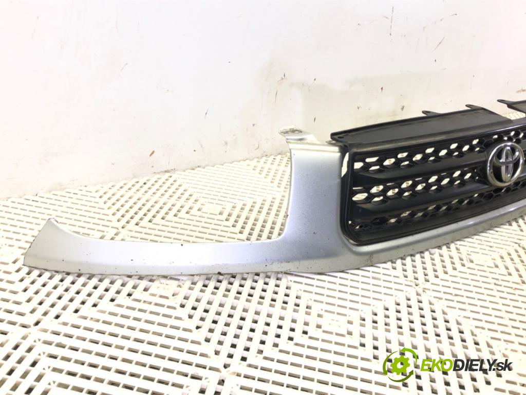 TOYOTA RAV 4 II (_A2_) 2000 - 2005    2.0 D 4WD (CLA20_, CLA21_) 85 kW [116 KM] olej napędowy 2001 - 2005  mřížka maska 08423-42130 (Mřížky (masky) chladičů)