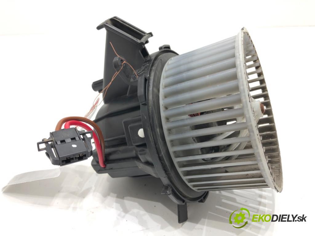 AUDI A4 B8 Avant (8K5) 2007 - 2015    1.8 TFSI 118 kW [160 KM] benzyna 2007 - 2012  ventilátor kúrenia