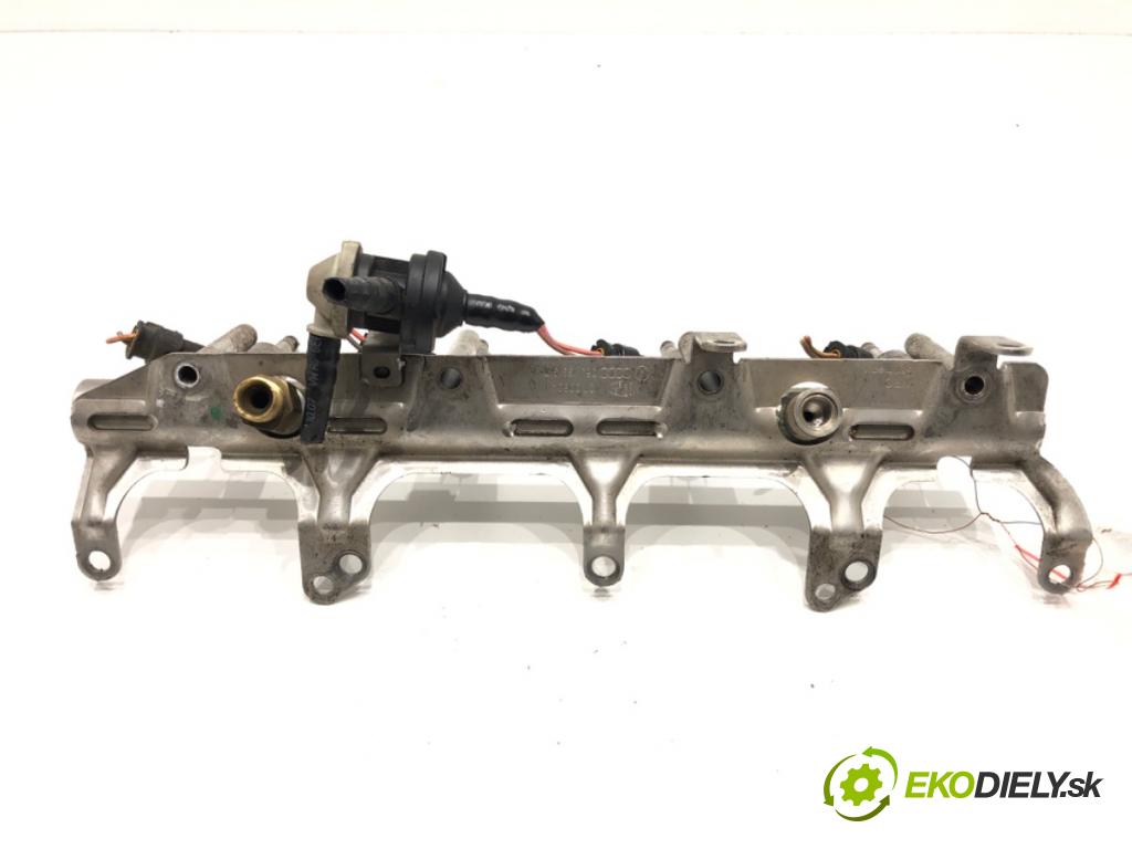 AUDI A4 B8 Avant (8K5) 2007 - 2015    1.8 TFSI 118 kW [160 KM] benzyna 2007 - 2012  Lišta vstrekovacia 06J133317G (Vstrekovacie lišty)