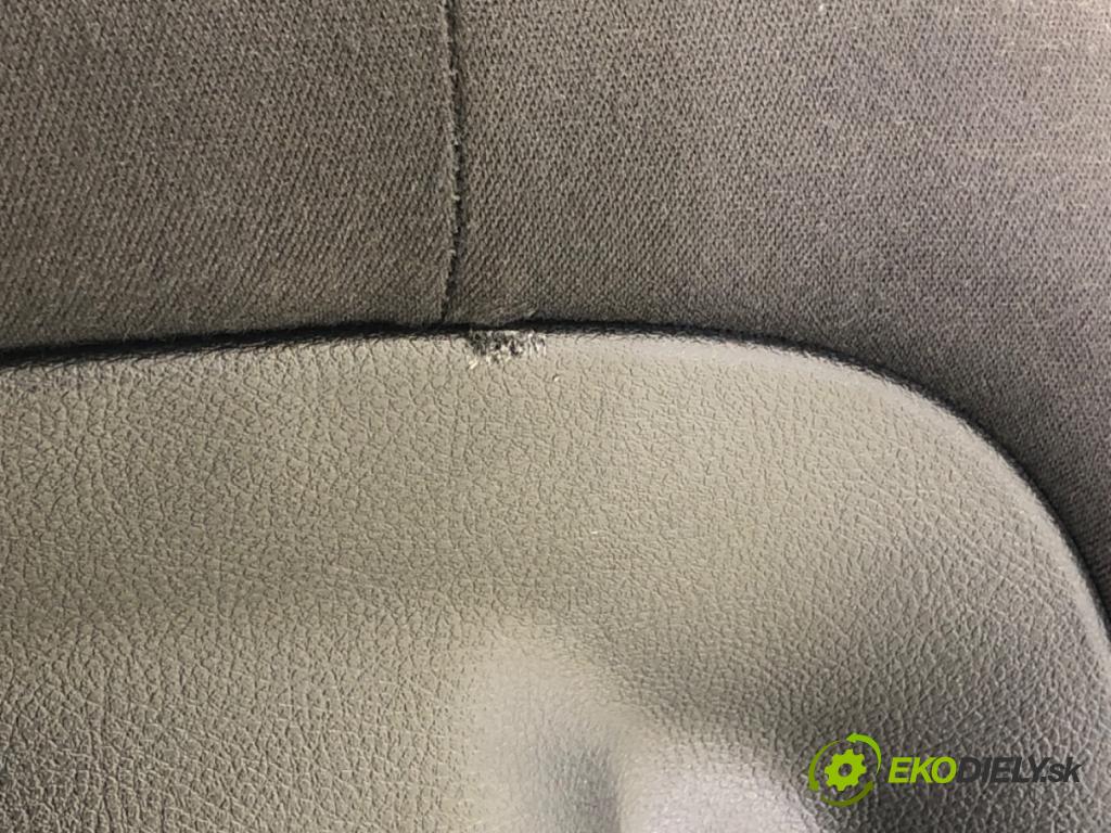 AUDI A4 B8 Avant (8K5) 2007 - 2015    1.8 TFSI 118 kW [160 KM] benzyna 2007 - 2012  Sedadlo pravy predný