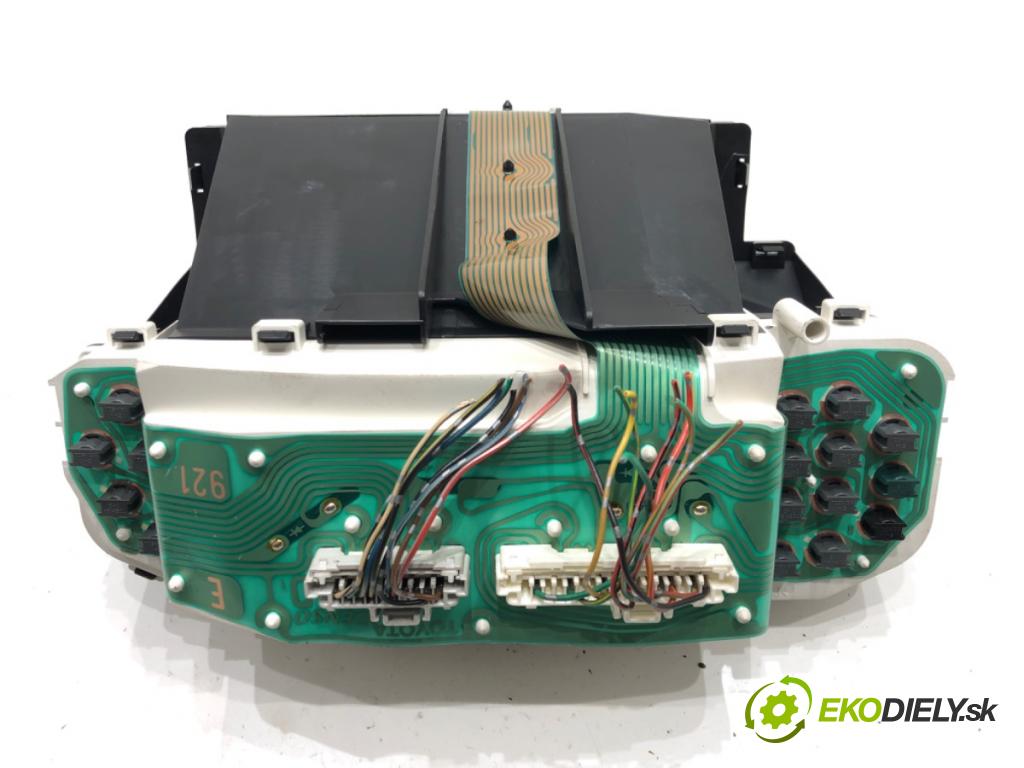 TOYOTA YARIS VERSO (_P2_) 1999 - 2005    1.3 (NCP20_, NCP22_) 63 kW [86 KM] benzyna 1999 - 2002  Prístrojovka 83800-52510 (Prístrojové dosky, displeje)