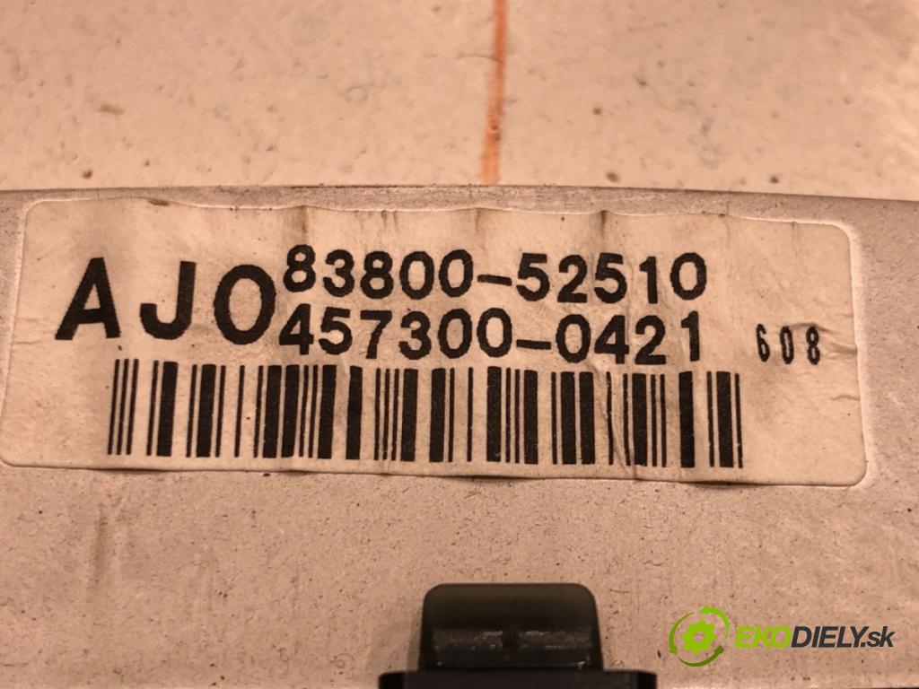 TOYOTA YARIS VERSO (_P2_) 1999 - 2005    1.3 (NCP20_, NCP22_) 63 kW [86 KM] benzyna 1999 - 2002  Prístrojovka 83800-52510 (Prístrojové dosky, displeje)