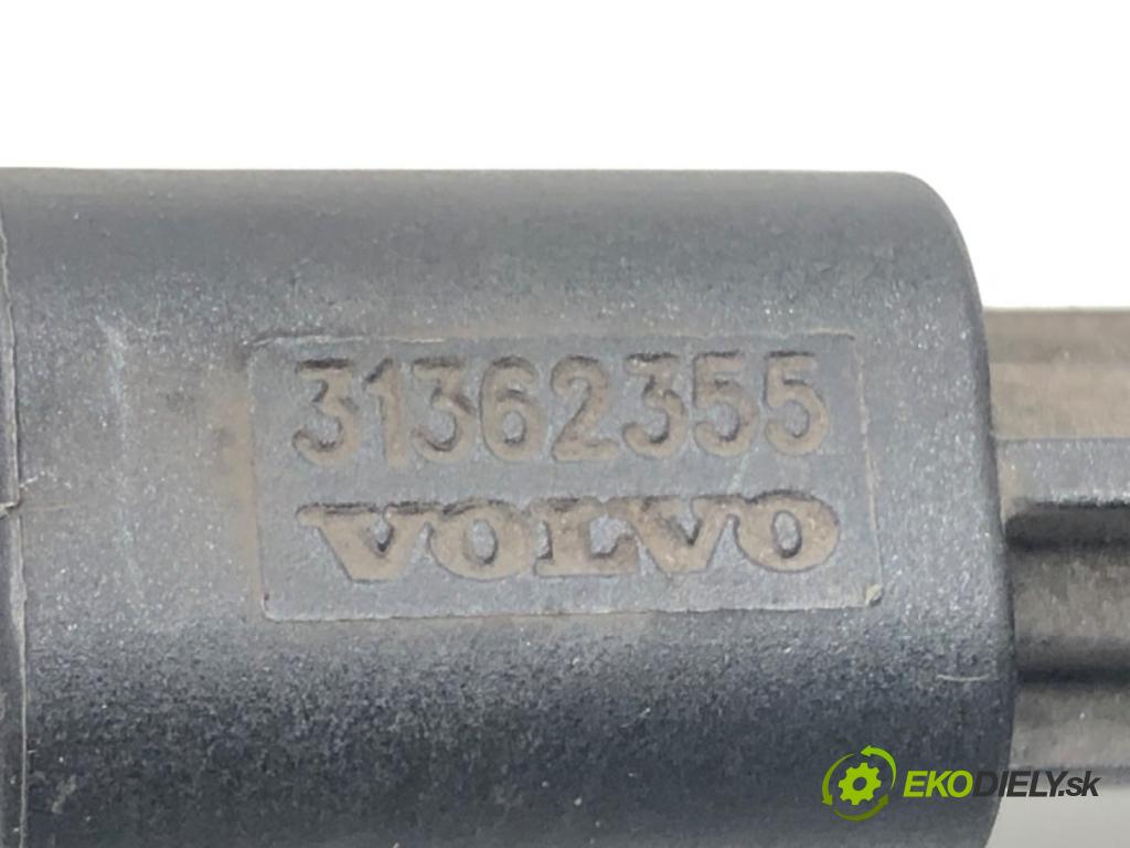 VOLVO XC60 II (246) 2017 - 2022    D4 AWD 140 kW [190 KM] olej napędowy 2017 - 2022  snímač ABS levý zadní část 31362355