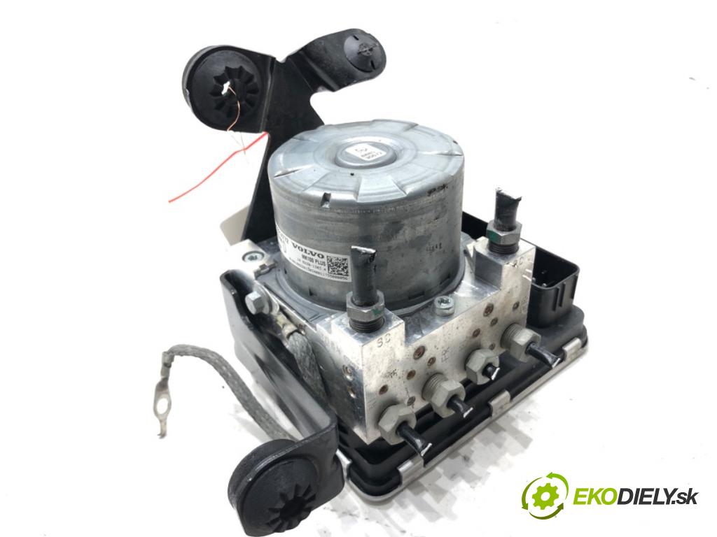 VOLVO XC60 II (246) 2017 - 2022    D4 AWD 140 kW [190 KM] olej napędowy 2017 - 2022  Pumpa ABS 32214803 (Pumpy ABS)