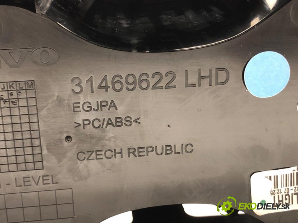 VOLVO XC60 II (246) 2017 - 2022    D4 AWD 140 kW [190 KM] olej napędowy 2017 - 2022  Držiak na nápoje 31469622 (Úchyty, držiaky na nápoje)