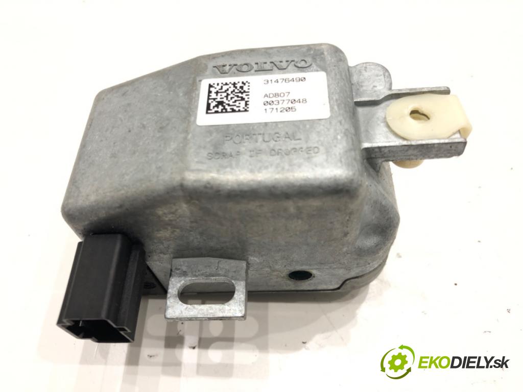 VOLVO XC60 II (246) 2017 - 2022    D4 AWD 140 kW [190 KM] olej napędowy 2017 - 2022  blokáda volantu 31476490 (Ostatné)