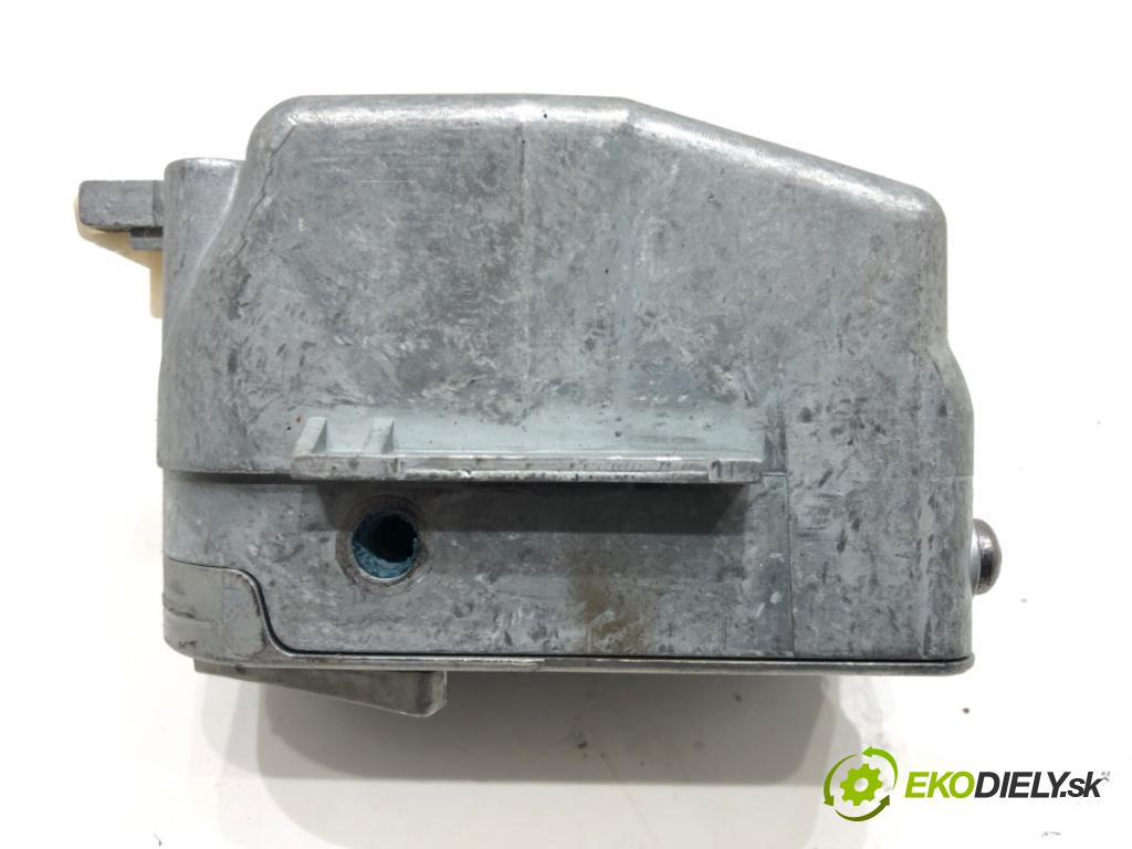 VOLVO XC60 II (246) 2017 - 2022    D4 AWD 140 kW [190 KM] olej napędowy 2017 - 2022  blokáda volantu 31476490 (Ostatné)