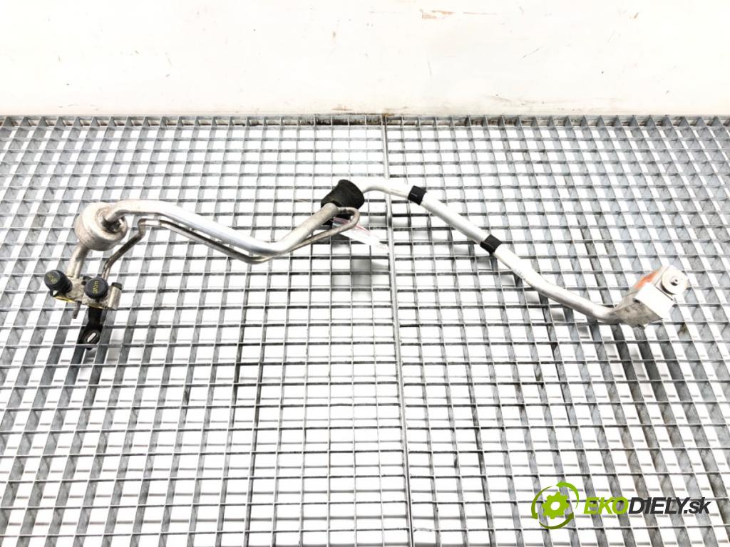 VOLVO XC60 II (246) 2017 - 2022    D4 AWD 140 kW [190 KM] olej napędowy 2017 - 2022  rúrka klimatizácie 31404338 (Rúrky klimatizácie)