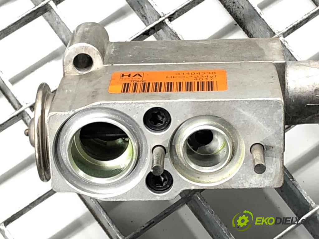 VOLVO XC60 II (246) 2017 - 2022    D4 AWD 140 kW [190 KM] olej napędowy 2017 - 2022  rúrka klimatizácie 31404338 (Rúrky klimatizácie)