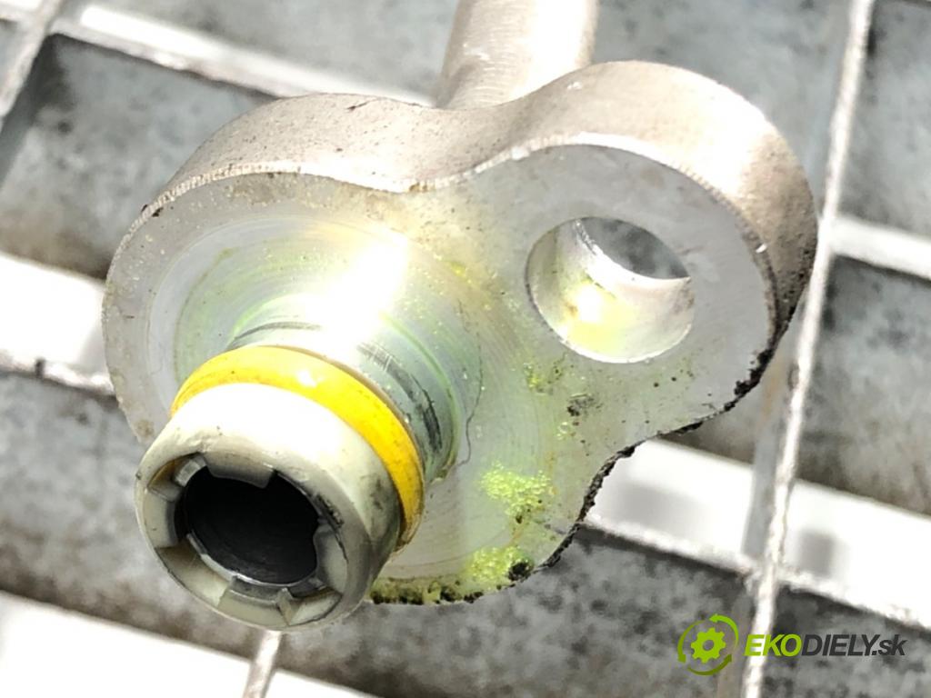 VOLVO XC60 II (246) 2017 - 2022    D4 AWD 140 kW [190 KM] olej napędowy 2017 - 2022  rúrka klimatizácie 31369332 (Rúrky klimatizácie)