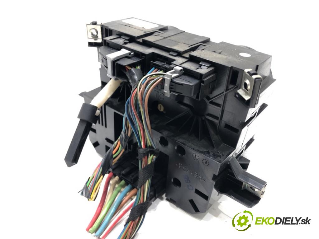 MERCEDES-BENZ VITO Autobus (W639) 2003 - 2022    109 CDI (639.701, 639.703) 70 kW [95 KM] olej napędowy 2006 - 2022  Panel ovládania kúrenia A6394460828KZ (Prepínače, spínače, tlačidlá a ovládače kúrenia)
