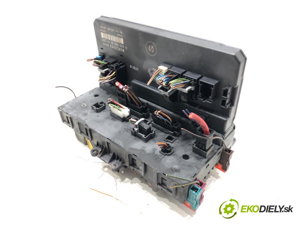 MERCEDES-BENZ VITO Autobus (W639) 2003 - 2022    109 CDI (639.701, 639.703) 70 kW [95 KM] olej napędowy 2006 - 2022  Modul SAM 6395450201 (Ostatné)