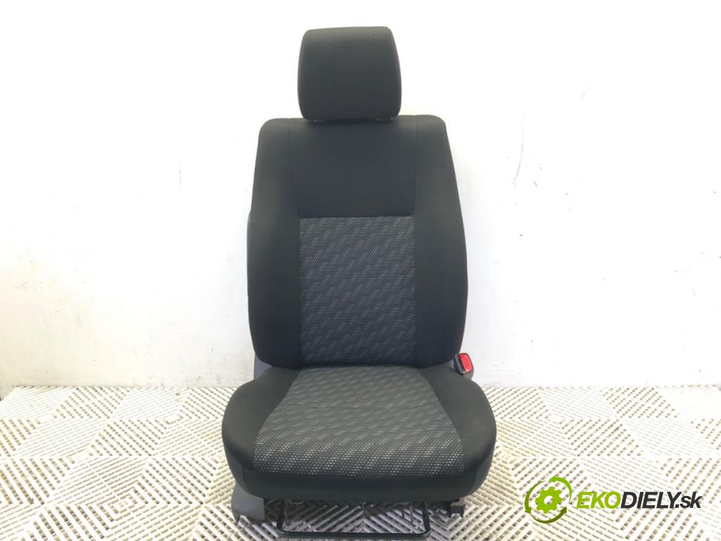 SUZUKI SX4 (EY, GY) 2006 - 2022    1.6 VVT (RW 416) 79 kW [107 KM] benzyna 2006 - 2022  Sedadlo pravy predný 