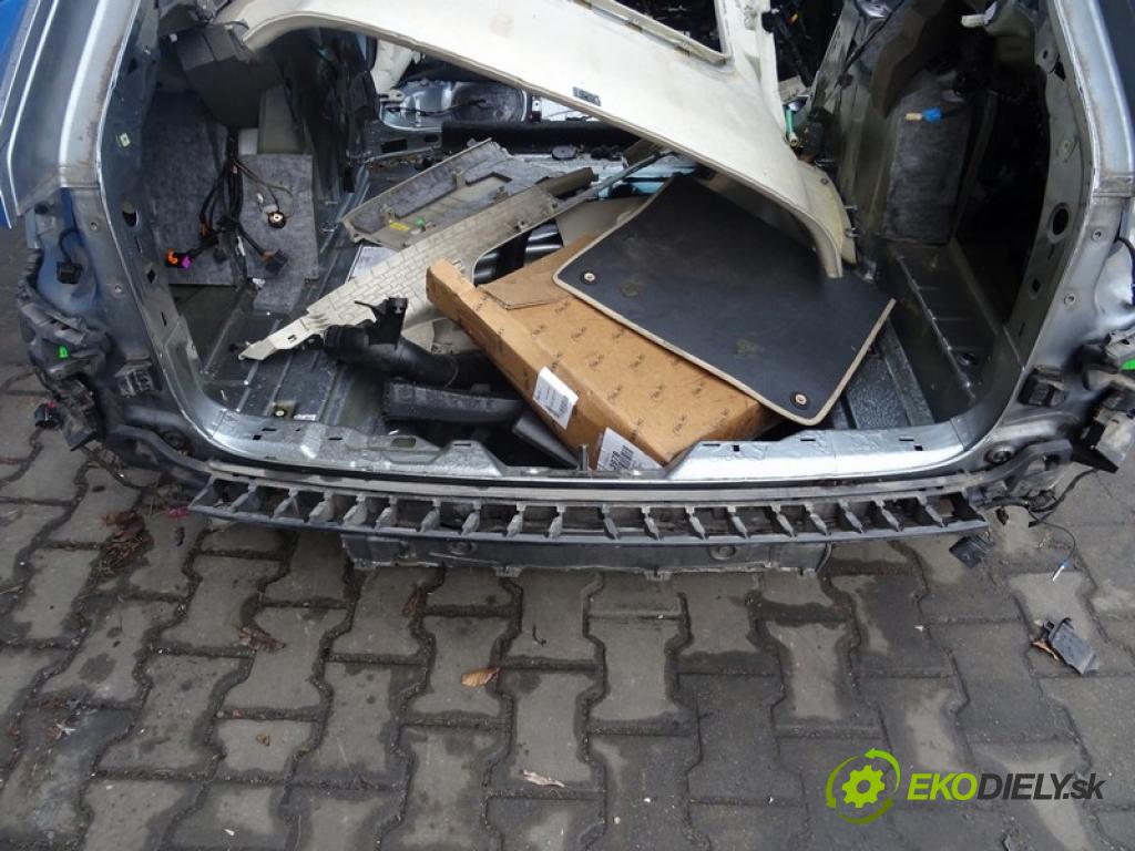 SKODA SUPERB III Kombi (3V5) 2015 - 2022    2.0 TSI 4x4 206 kW [280 KM] benzyna 2015 - 2022  KAROSERIA ČTVRŤÁK blatník zadní část levý POŠTY: prahy střecha