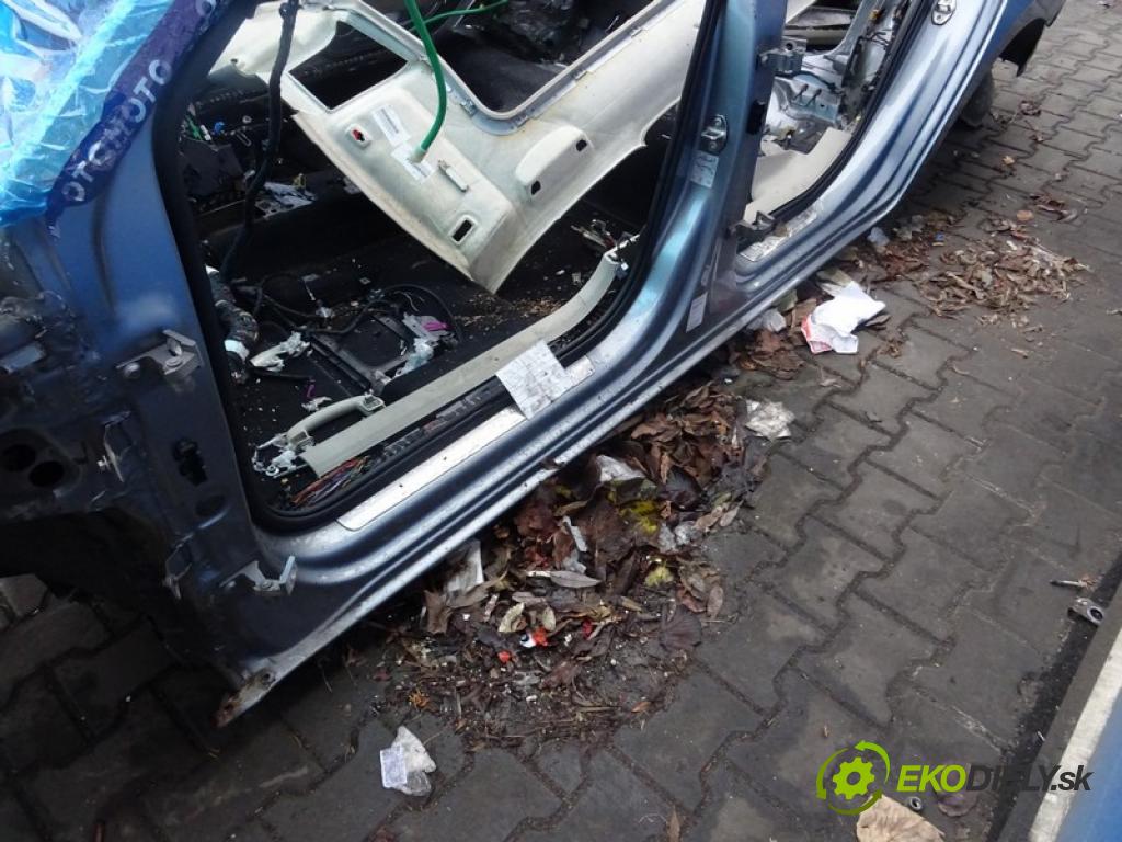 SKODA SUPERB III Kombi (3V5) 2015 - 2022    2.0 TSI 4x4 206 kW [280 KM] benzyna 2015 - 2022  KAROSERIA ČTVRŤÁK blatník zadní část levý POŠTY: prahy střecha