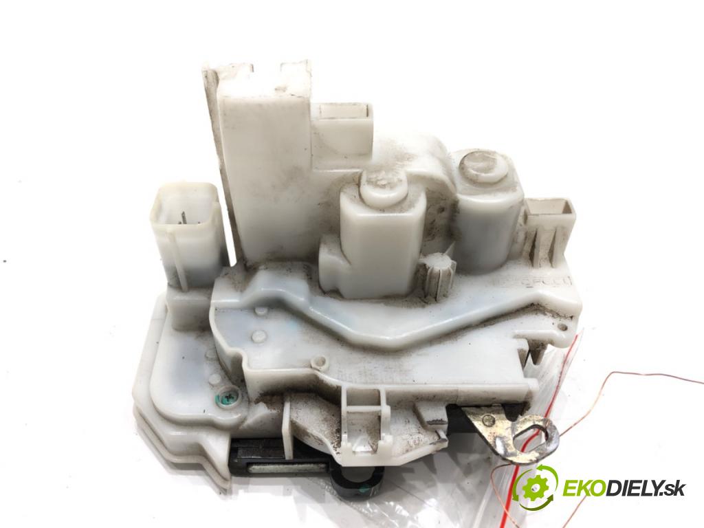 PEUGEOT BIPPER (AA_) 2008 - 2022    1.4 HDi 50 kW [68 KM] olej napędowy 2008 - 2022  zámok dveře pravý přední část 1361747080