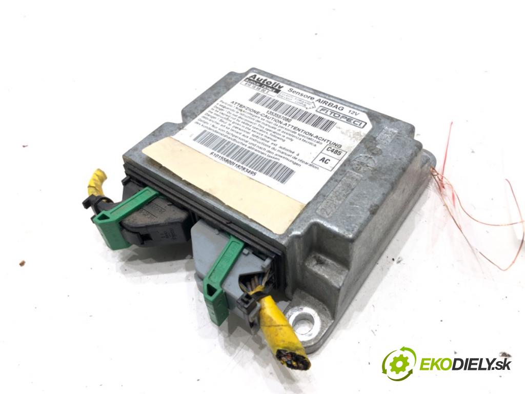 PEUGEOT BIPPER (AA_) 2008 - 2022    1.4 HDi 50 kW [68 KM] olej napędowy 2008 - 2022  senzor airbag 1353557080 (Snímače)