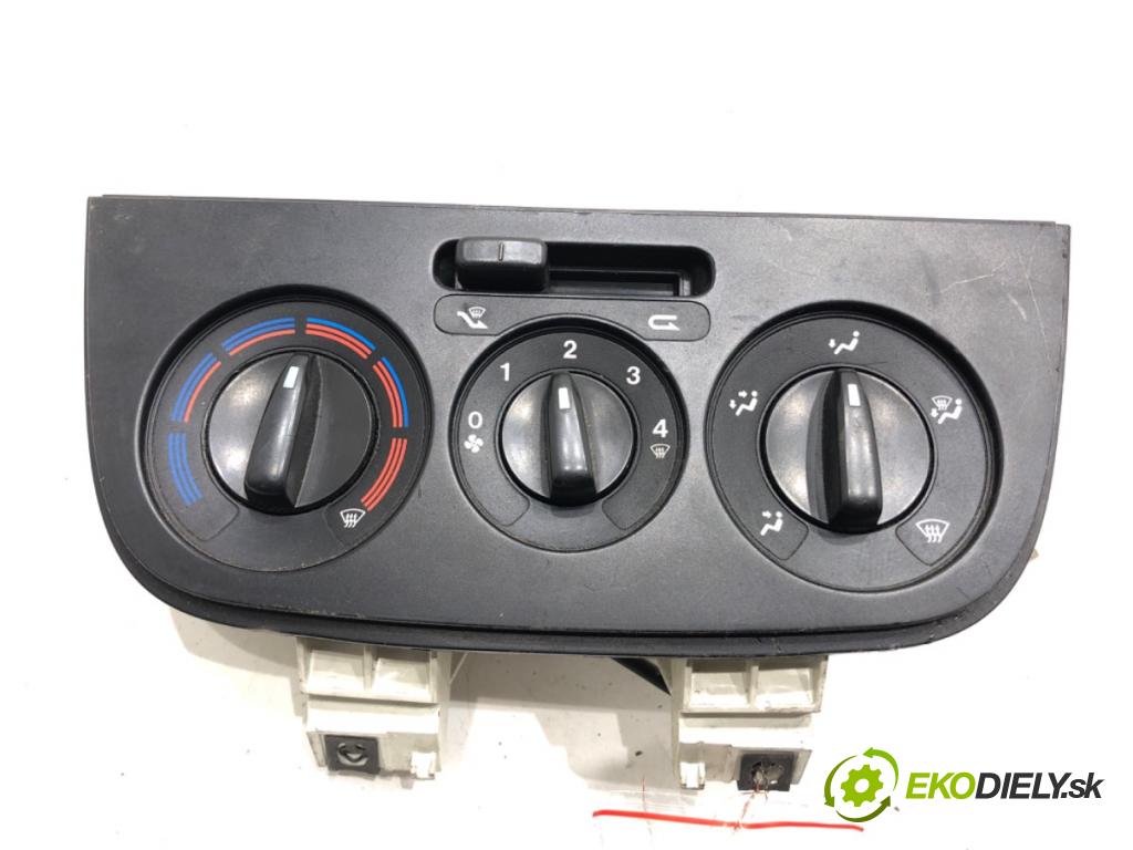 PEUGEOT BIPPER (AA_) 2008 - 2022    1.4 HDi 50 kW [68 KM] olej napędowy 2008 - 2022  Panel ovládania kúrenia  (Prepínače, spínače, tlačidlá a ovládače kúrenia)