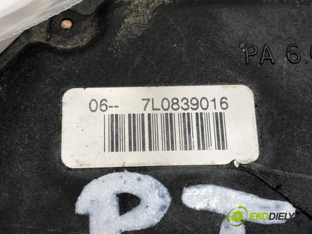 VW TOURAN (1T1, 1T2) 2003 - 2010    1.9 TDI 74 kW [100 KM] olej napędowy 2003 - 2004  zámok dveře pravý zadní část