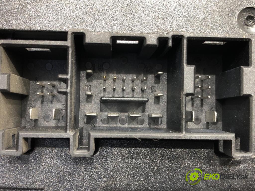 VW TOURAN (1T1, 1T2) 2003 - 2010    1.9 TDI 74 kW [100 KM] olej napędowy 2003 - 2004  Modul komfortu 1K0959433C (Moduly komfortu)