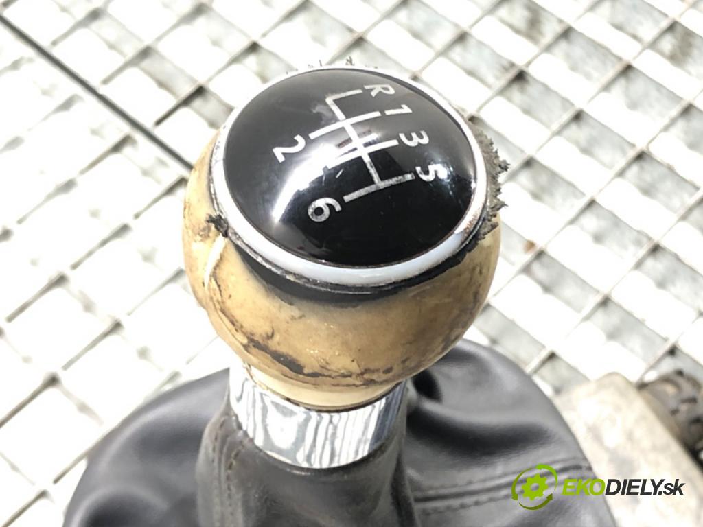 VW TOURAN (1T1, 1T2) 2003 - 2010    1.9 TDI 74 kW [100 KM] olej napędowy 2003 - 2004  Kulisa 1T0711049M (Rýchlostné páky / kulisy)