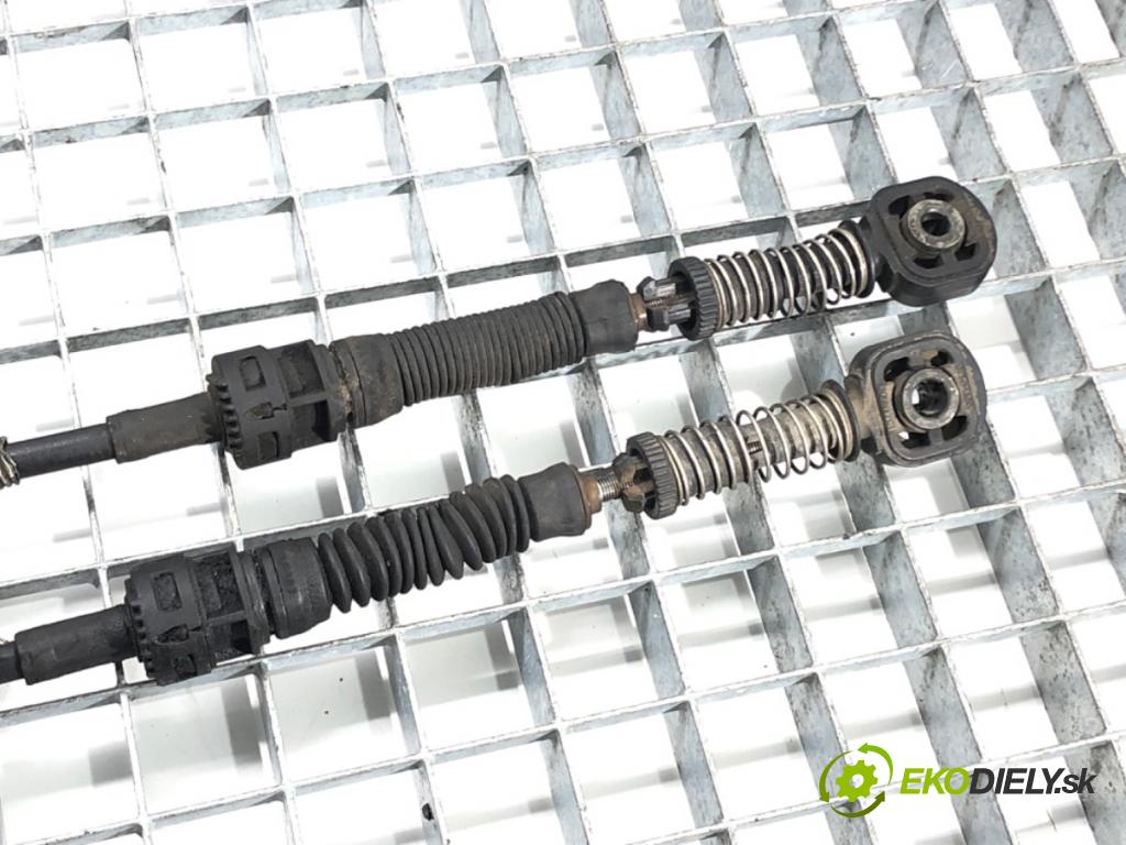 VW TOURAN (1T1, 1T2) 2003 - 2010    1.9 TDI 74 kW [100 KM] olej napędowy 2003 - 2004  Kulisa 1T0711049M (Rýchlostné páky / kulisy)