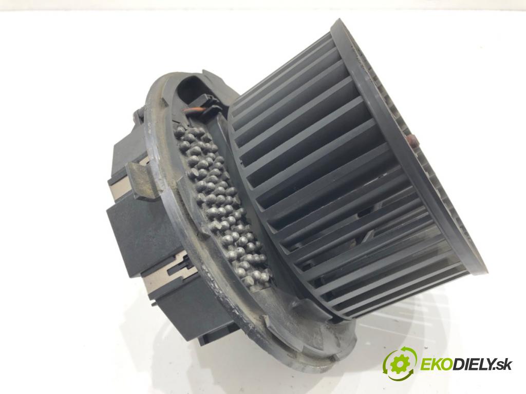 VW PASSAT B6 Variant (3C5) 2005 - 2011    1.9 TDI 77 kW [105 KM] olej napędowy 2005 - 2010  ventilátor kúrenia 3C1820015G