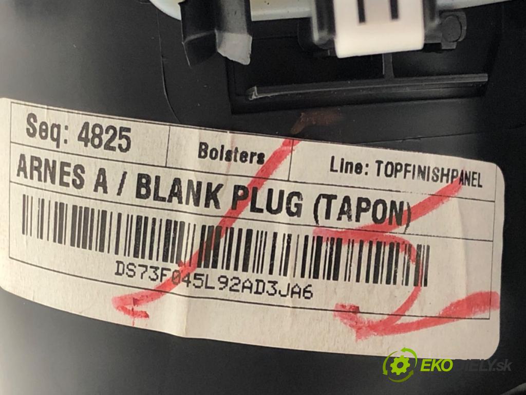 FORD MONDEO V sedan (CD) 2012 - 2022    2.0 EcoBoost 179 kW [243 KM] benzyna 2012 - 2016  Držiak na nápoje  (Úchyty, držiaky na nápoje)