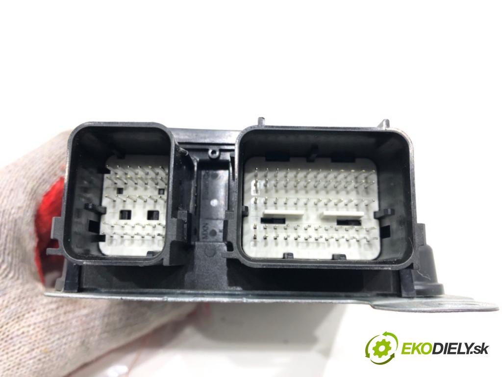 FORD MONDEO V sedan (CD) 2012 - 2022    2.0 EcoBoost 179 kW [243 KM] benzyna 2012 - 2016  senzor airbag ES7T-14B321-AA (Snímače)