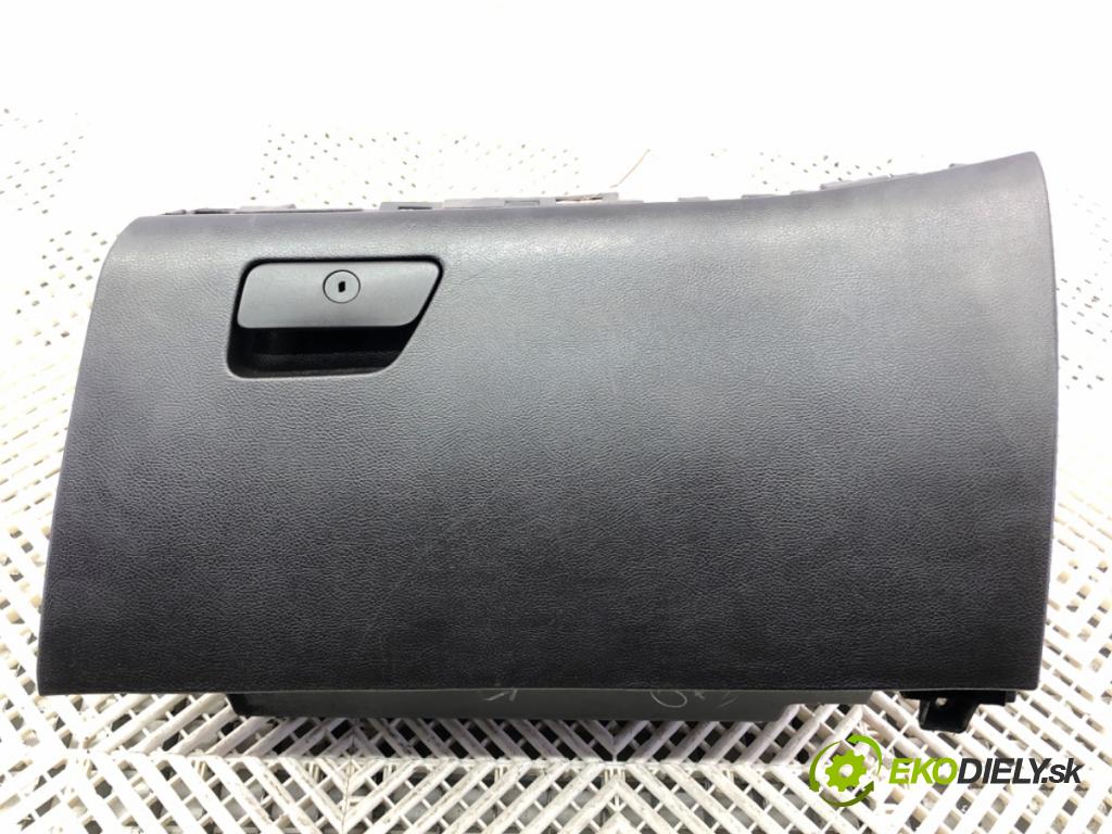 FORD MONDEO V sedan (CD) 2012 - 2022    2.0 EcoBoost 179 kW [243 KM] benzyna 2012 - 2016  Priehradka, kastlík spolujazdca DS73-F06010-A/B (Priehradky, kastlíky)