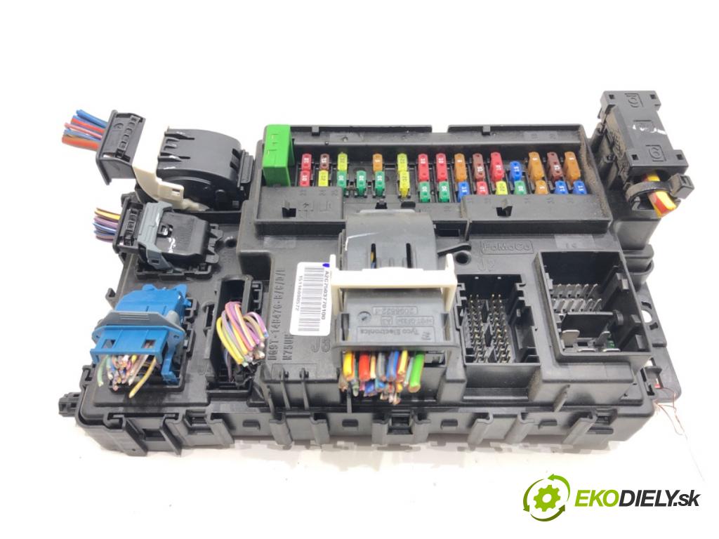 FORD MONDEO V sedan (CD) 2012 - 2022    2.0 EcoBoost 179 kW [243 KM] benzyna 2012 - 2016  modul BSI GG9T-15604-BB (Pojistkové skříňky)