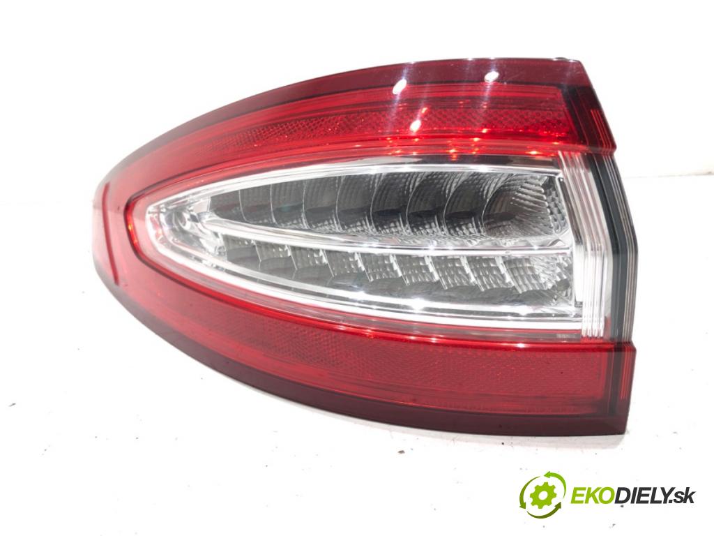 FORD MONDEO MK5 sedan 2016 179 kW 2.0 EcoBoost 1999 Svetlo ľavy zad DS73-13405-AM