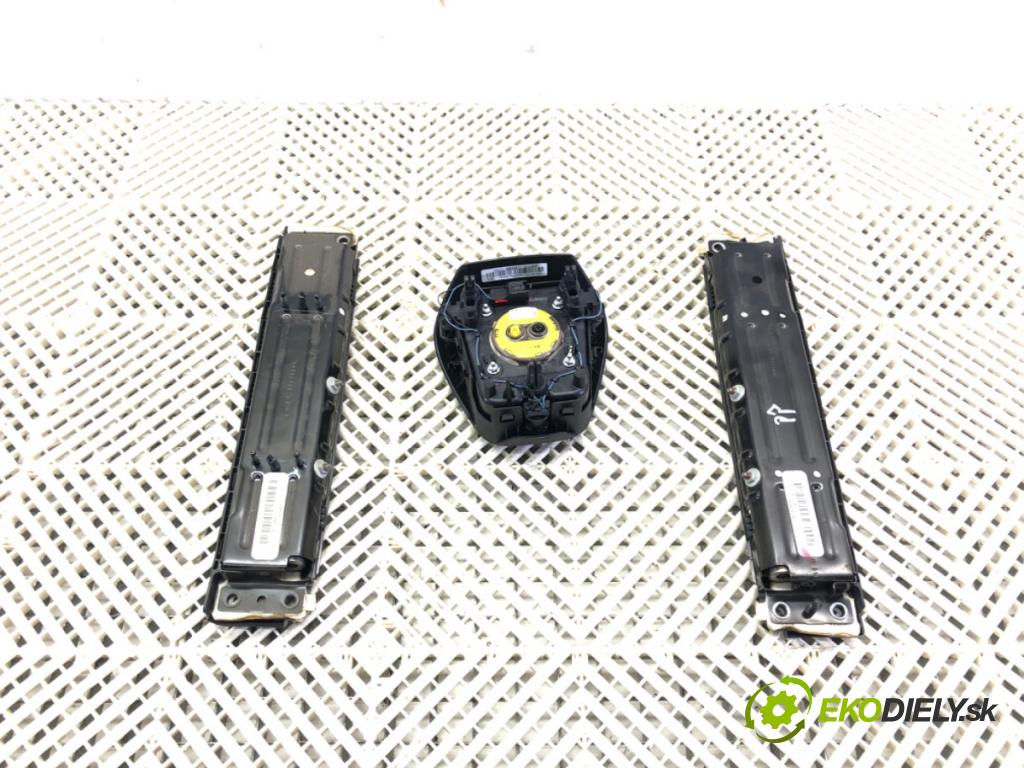 FORD MONDEO V sedan (CD) 2012 - 2022    2.0 EcoBoost 179 kW [243 KM] benzyna 2012 - 2016  Palubná doska silentbloku ZÁBORY: pasy DS73-54042D95-AH DG93-54612D64