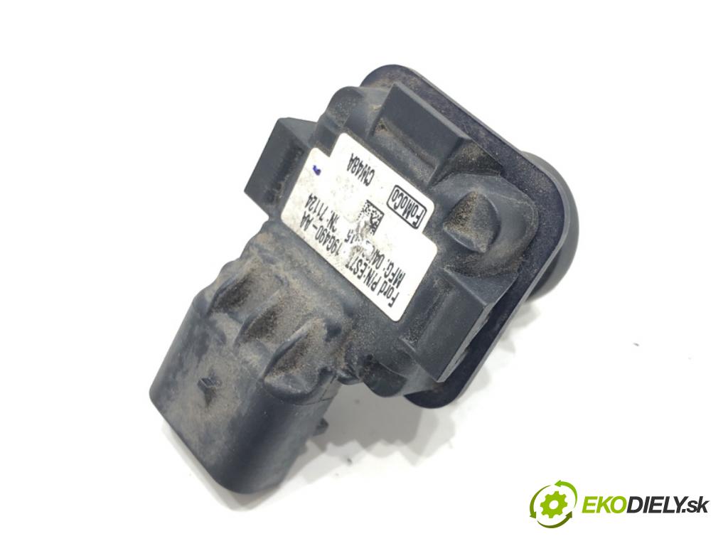 FORD MONDEO MK5 sedan 2016 179 kW 2.0 EcoBoost 1999 KAMERA ZPĚT: ES7T-19G490-AA