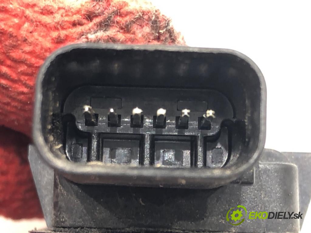 FORD MONDEO MK5 sedan 2016 179 kW 2.0 EcoBoost 1999 KAMERA ZPĚT: ES7T-19G490-AA