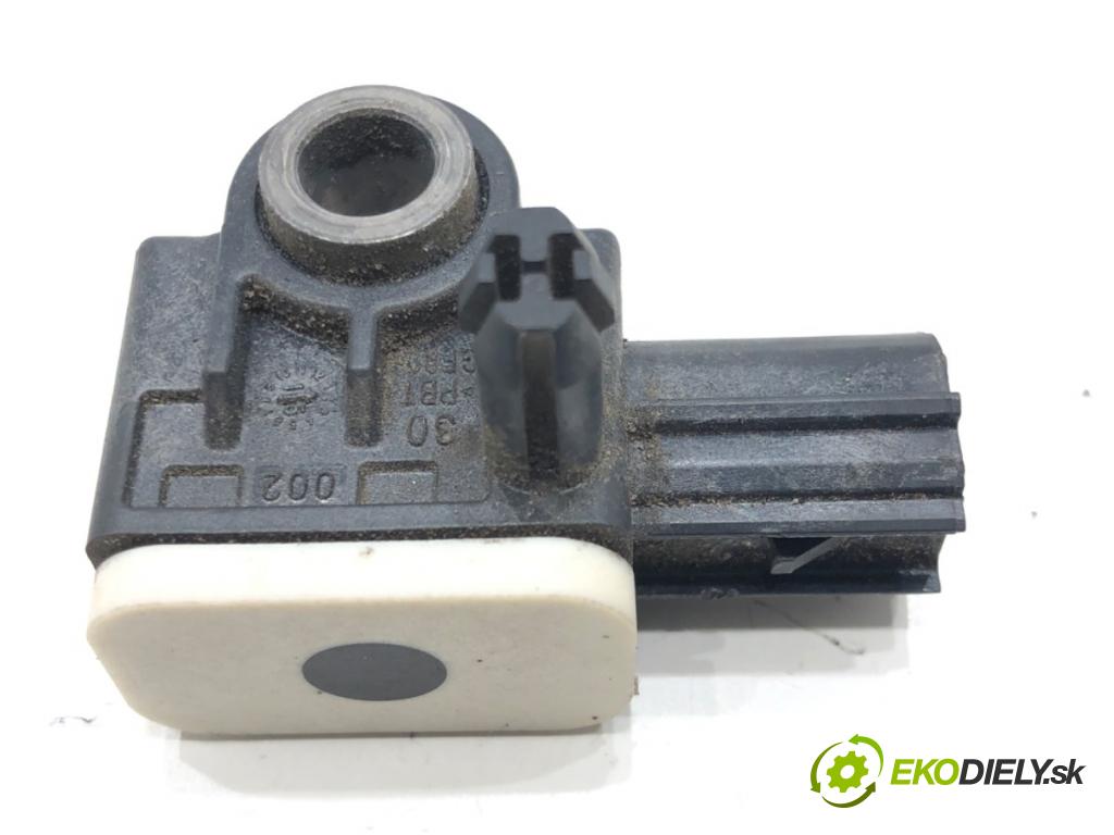 FORD MONDEO V sedan (CD) 2012 - 2022    2.0 EcoBoost 179 kW [243 KM] benzyna 2012 - 2016  Snímač nárazu CM5T-14B006-AA (Snímače nárazu)