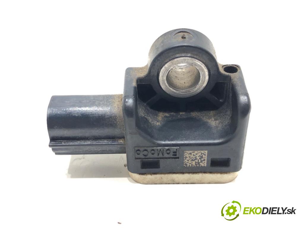 FORD MONDEO V sedan (CD) 2012 - 2022    2.0 EcoBoost 179 kW [243 KM] benzyna 2012 - 2016  Snímač nárazu CM5T-14B006-AA (Snímače nárazu)