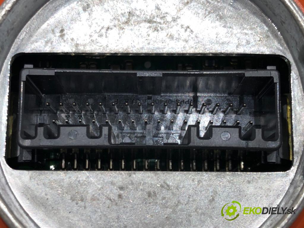 FORD MONDEO V sedan (CD) 2012 - 2022    2.0 EcoBoost 179 kW [243 KM] benzyna 2012 - 2016  Menič XENON 90128444 (Riadiace jednotky xenónu)