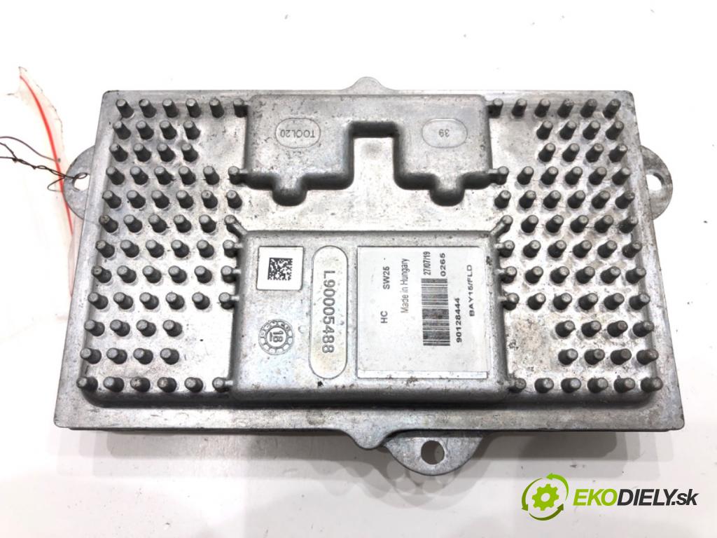 FORD MONDEO V sedan (CD) 2012 - 2022    2.0 EcoBoost 179 kW [243 KM] benzyna 2012 - 2016  Menič XENON 90128444 (Riadiace jednotky xenónu)