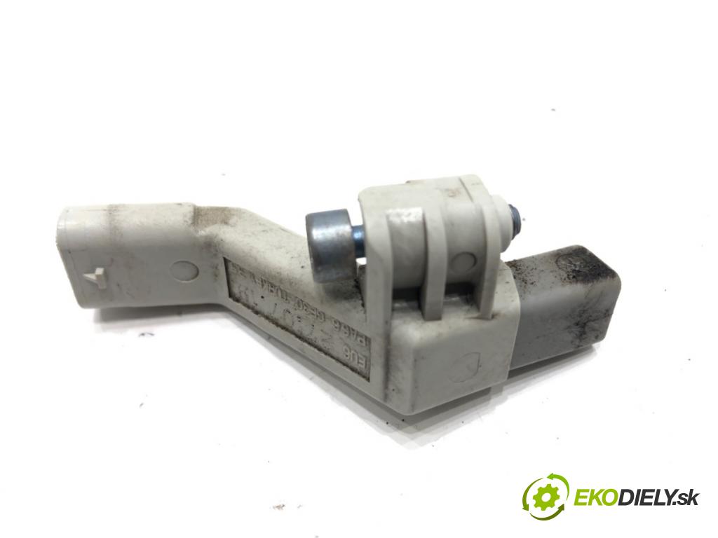 VW T-CROSS (C11) 2018 - 2022    1.0 TSi 85 kW [116 KM] benzyna 2018 - 2022  snímač pozice hřídele klikového 04C906423 (Snímače polohy kliky, vačky)