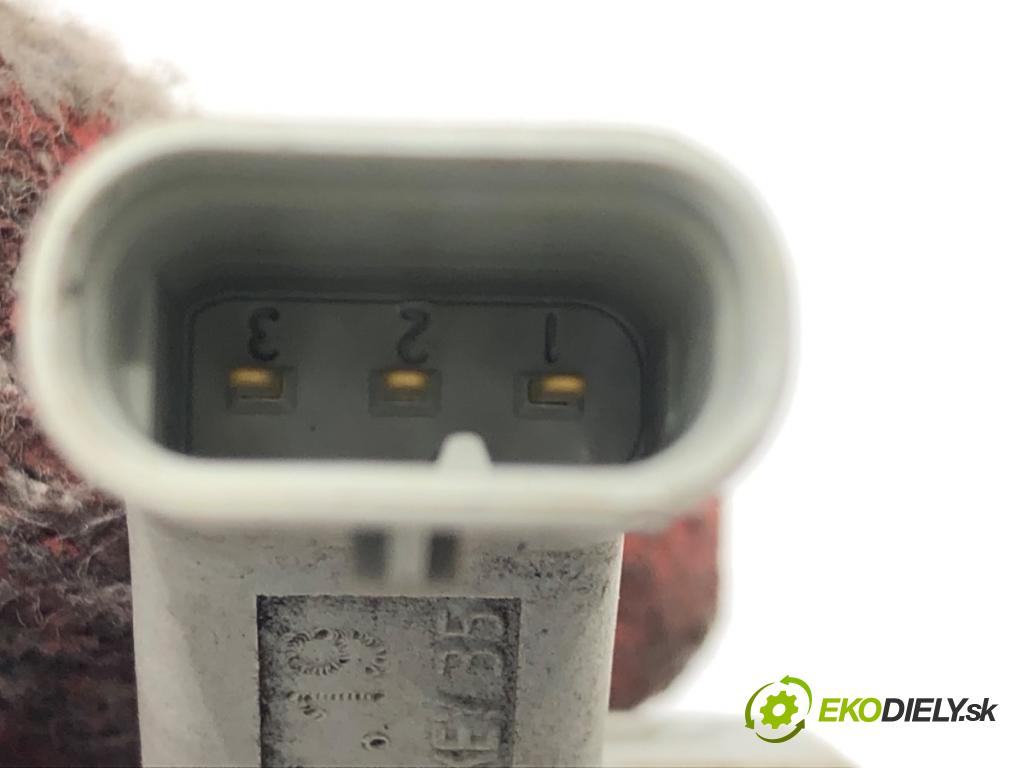 VW T-CROSS (C11) 2018 - 2022    1.0 TSi 85 kW [116 KM] benzyna 2018 - 2022  snímač pozice hřídele klikového 04C906423 (Snímače polohy kliky, vačky)